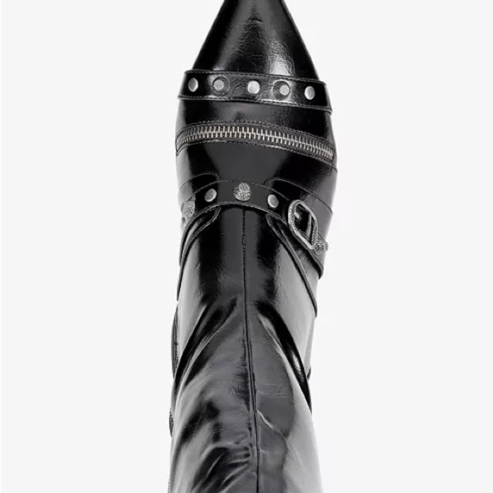 Wild Pair Black Knee-High Women's Boots - Picture 4 of 6